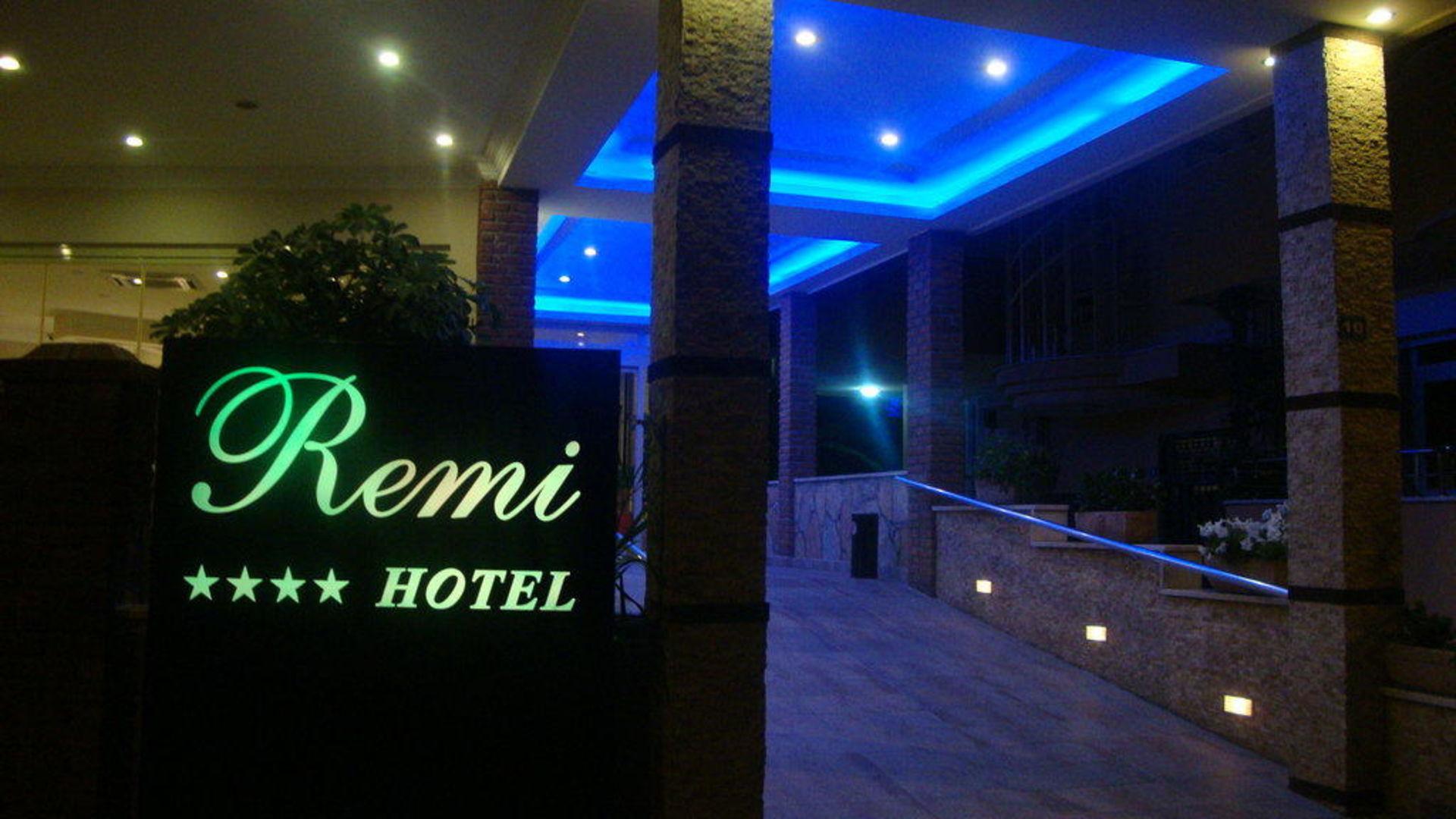 فندق ألانيافي  فندق ريمي المظهر الخارجي الصورة